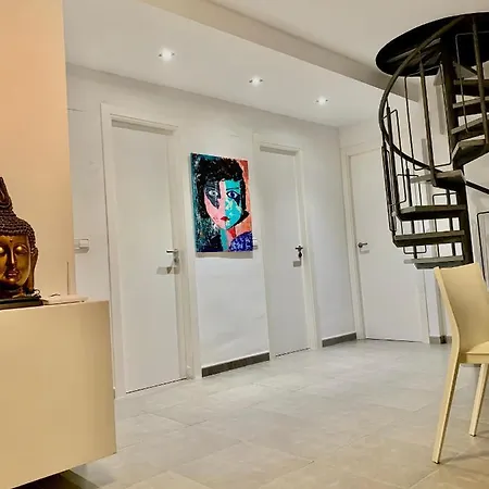 Appartement Atico Duplex En Deveses Dénia